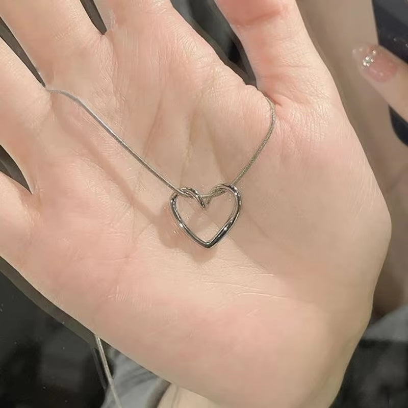 Elegant Heart Shaped Zircon Pendant Necklace Fashion Multilayer Magnetic Clasp Clavicle Chain for Women New Party Gift Jewelry