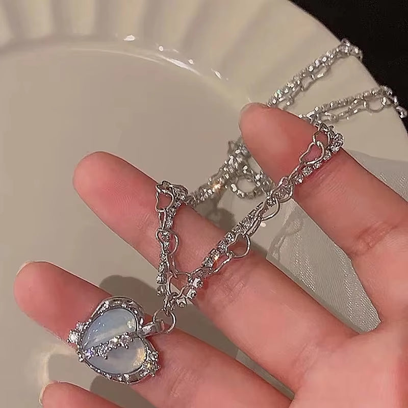 Elegant Heart Shaped Zircon Pendant Necklace Fashion Multilayer Magnetic Clasp Clavicle Chain for Women New Party Gift Jewelry